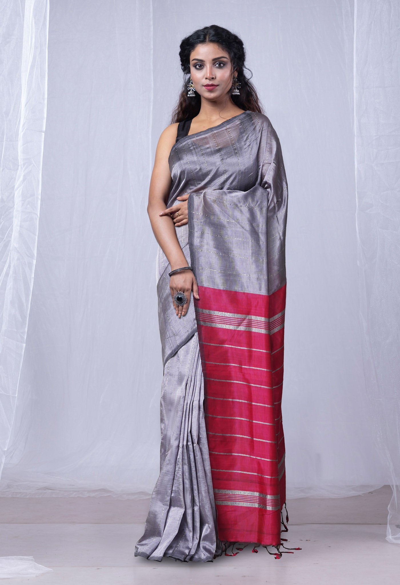 Grey-Pink Pure  Dyed Mangalgiri Soft Silk Saree-UNM80543