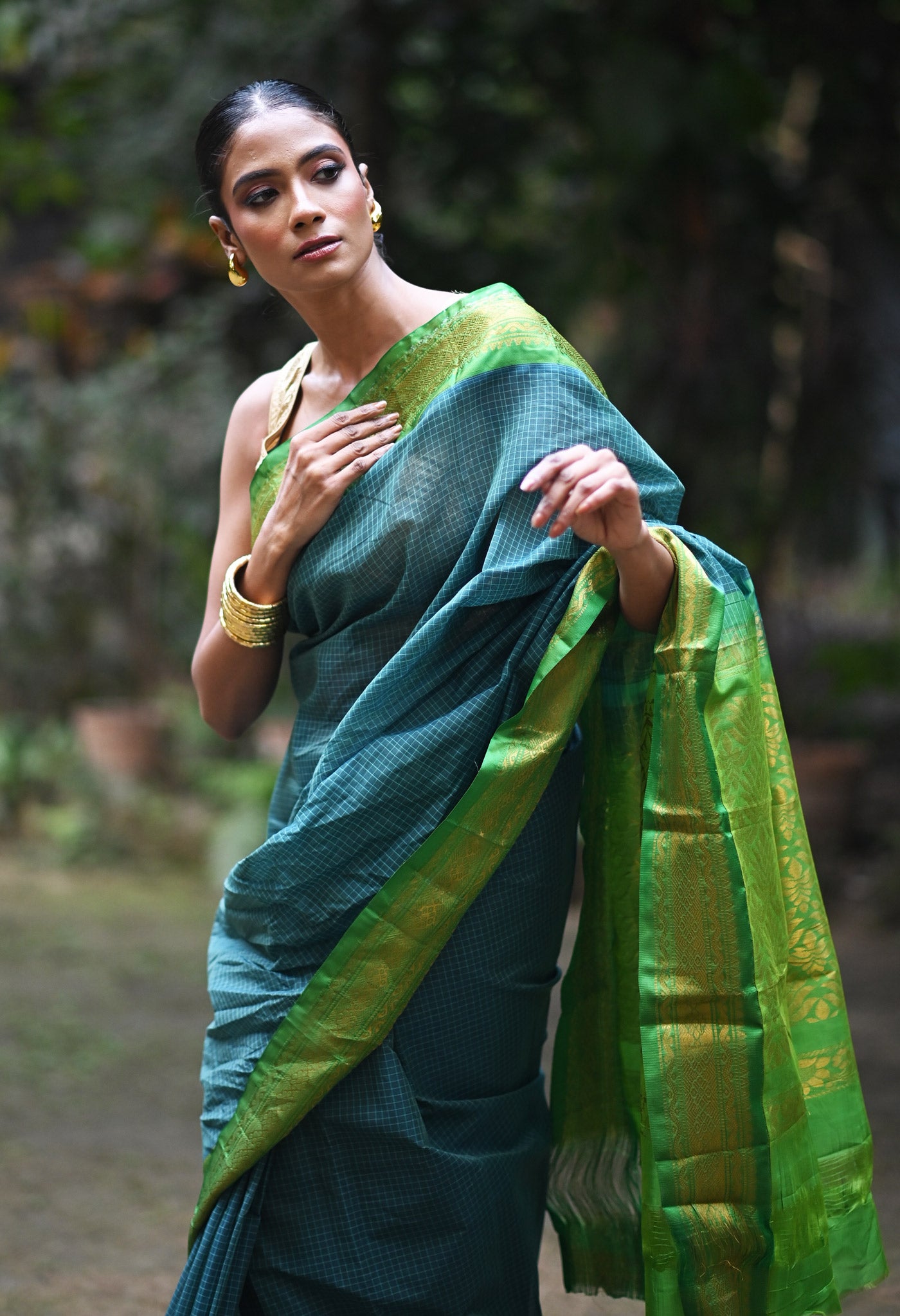 Blue-Green Pure Handloom Gadwal With Check  Cotton Saree-UNM80661