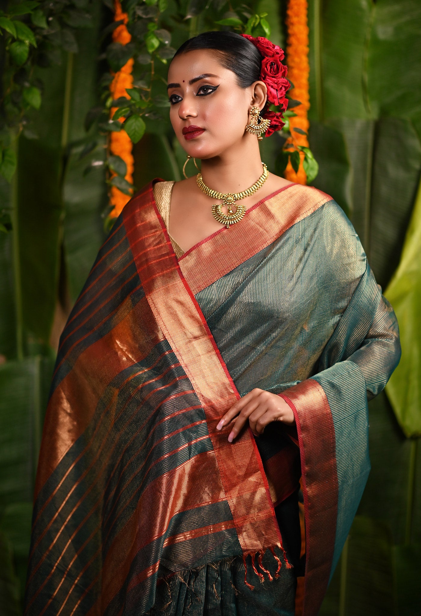 Green-Red Pure Handloom Maheshwari Sico Saree-UNM80891