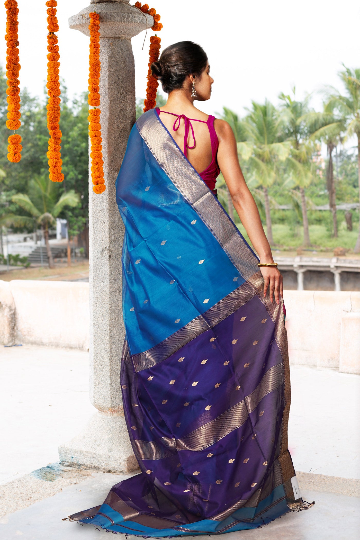 Peacock Blue-Dark Blue Pure Handloom Maheshwari Sico Saree-UNM80901