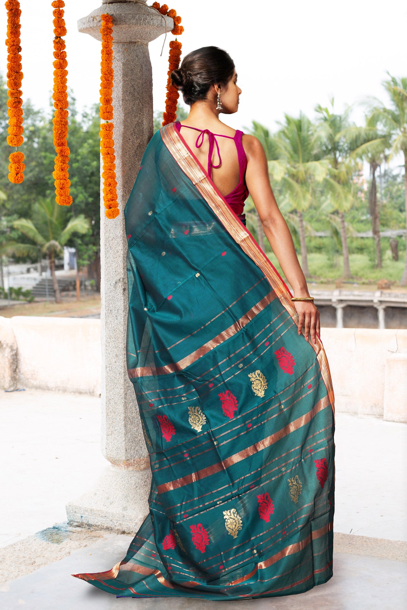 Peacock Green-Red Pure Handloom Maheshwari Sico Saree-UNM80905