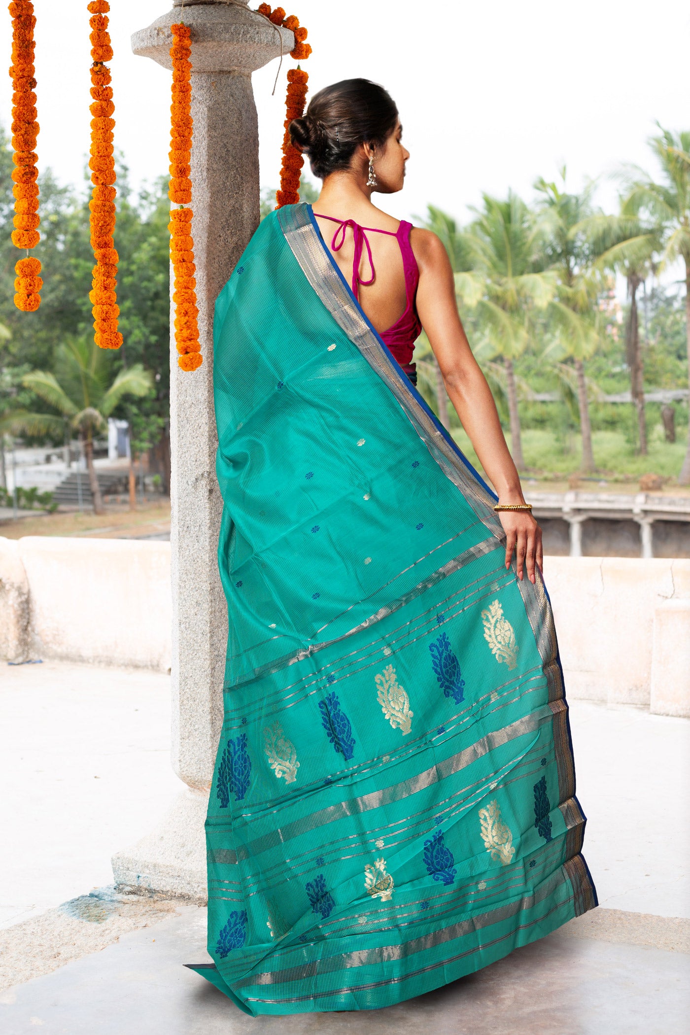 Turquoise Blue-Blue Pure Handloom Maheshwari Sico Saree-UNM80907