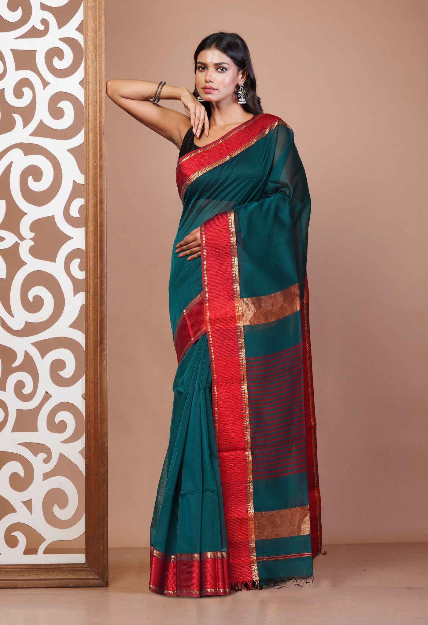 Peacock Green-Red Pure Handloom Maheshwari Sico Saree-UNM80915