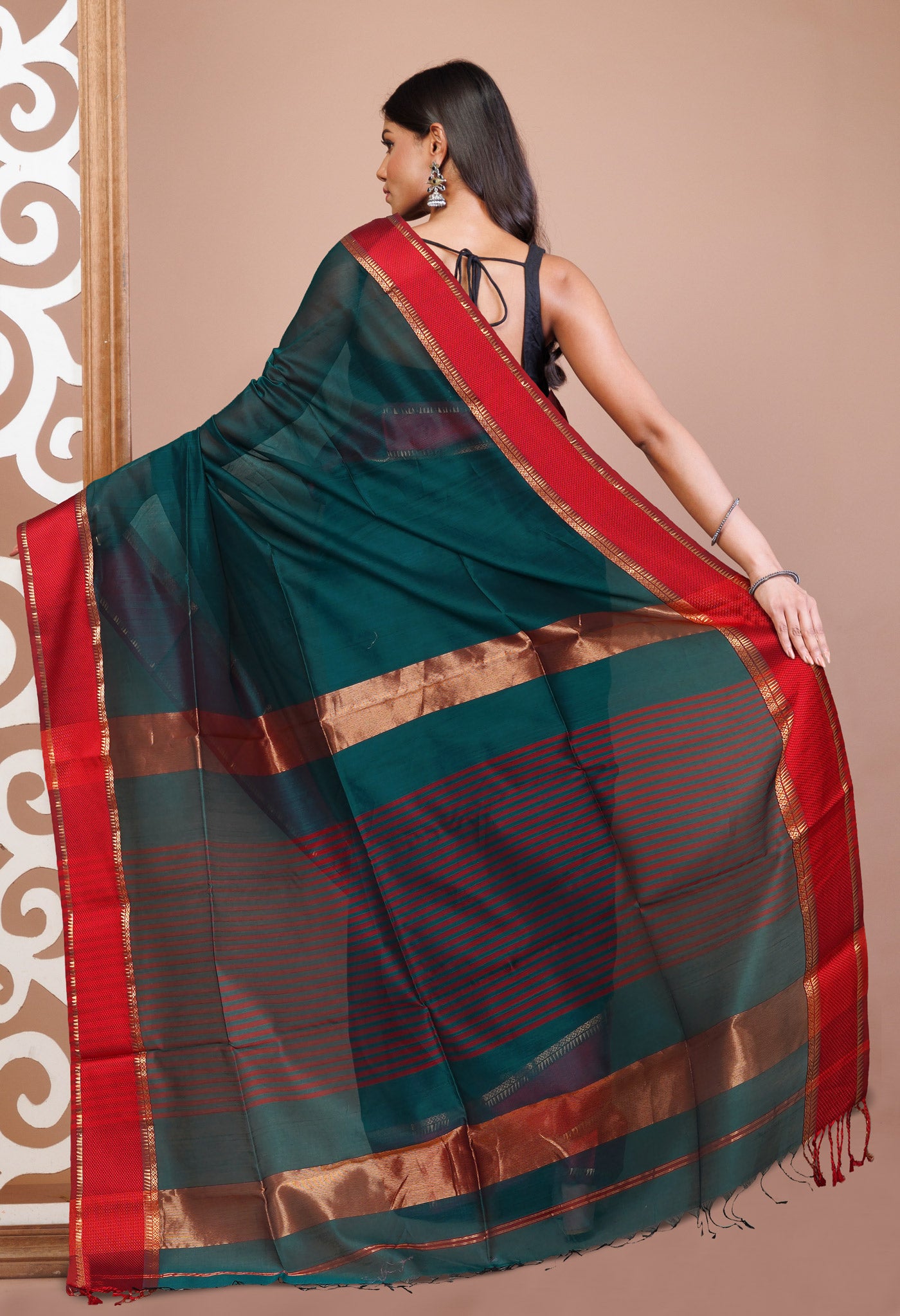 Peacock Green-Red Pure Handloom Maheshwari Sico Saree-UNM80915