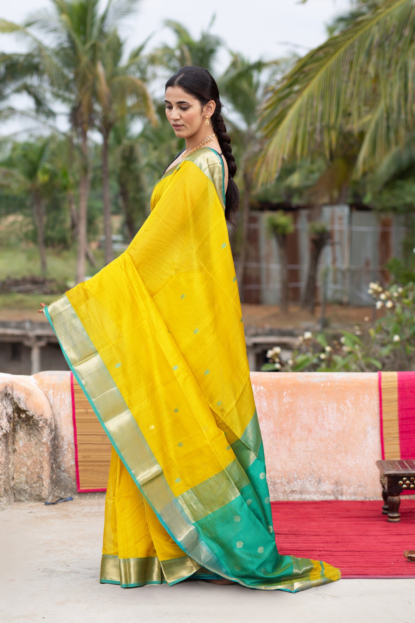 Yellow-Turquoise Blue Pure Handloom Maheshwari Sico Saree-UNM80920