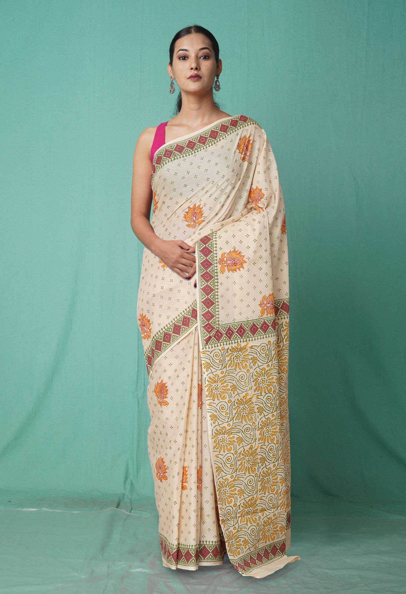 Ivory Pure Pichwai Printed Soft Cotton Saree-UNM80988