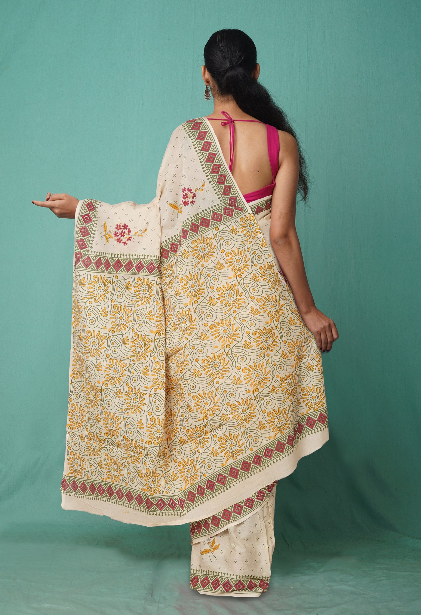 Ivory Pure Pichwai Printed Soft Cotton Saree-UNM80991