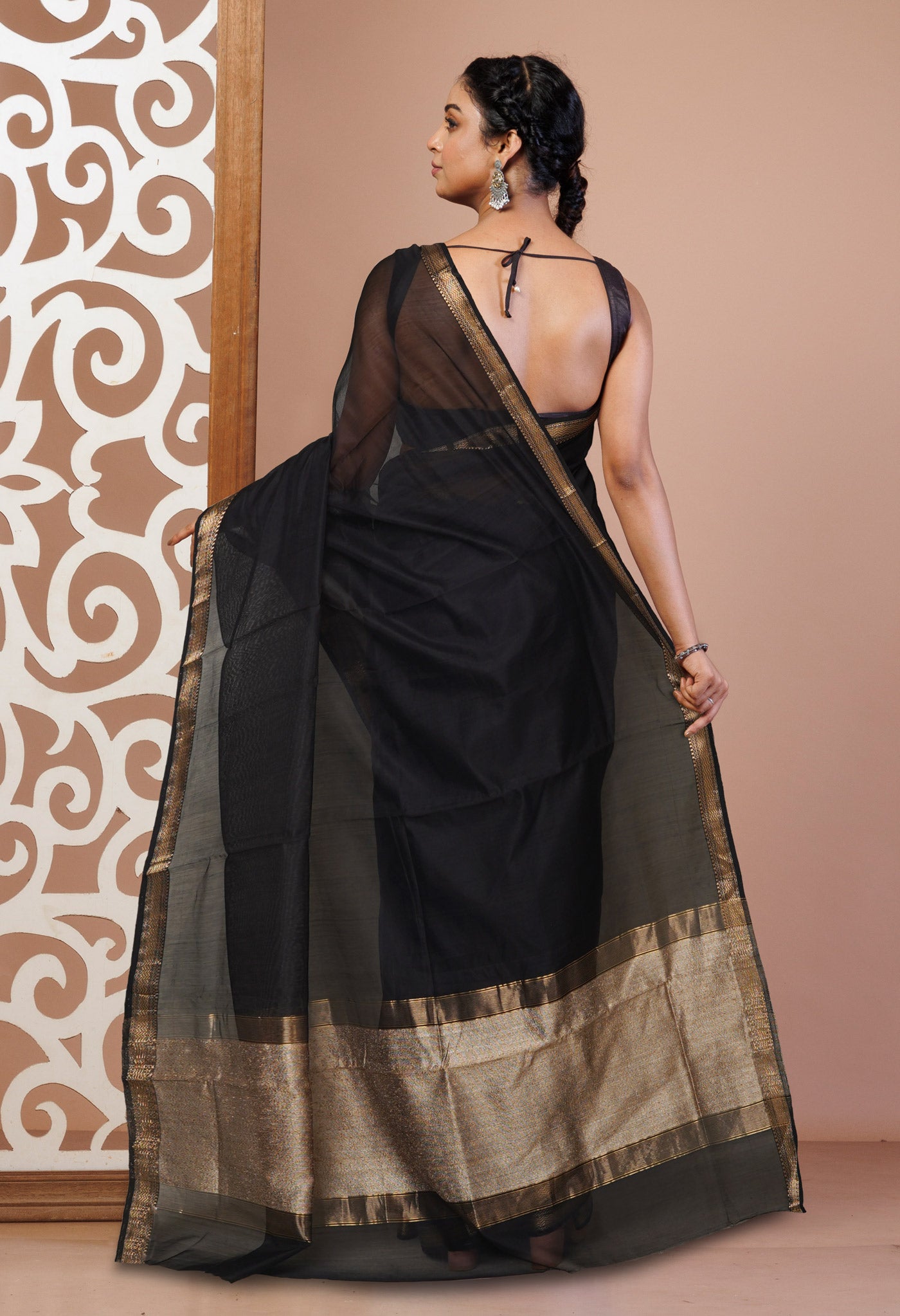 Black Pure Handloom Maheshwari Sico Saree-UNM81046