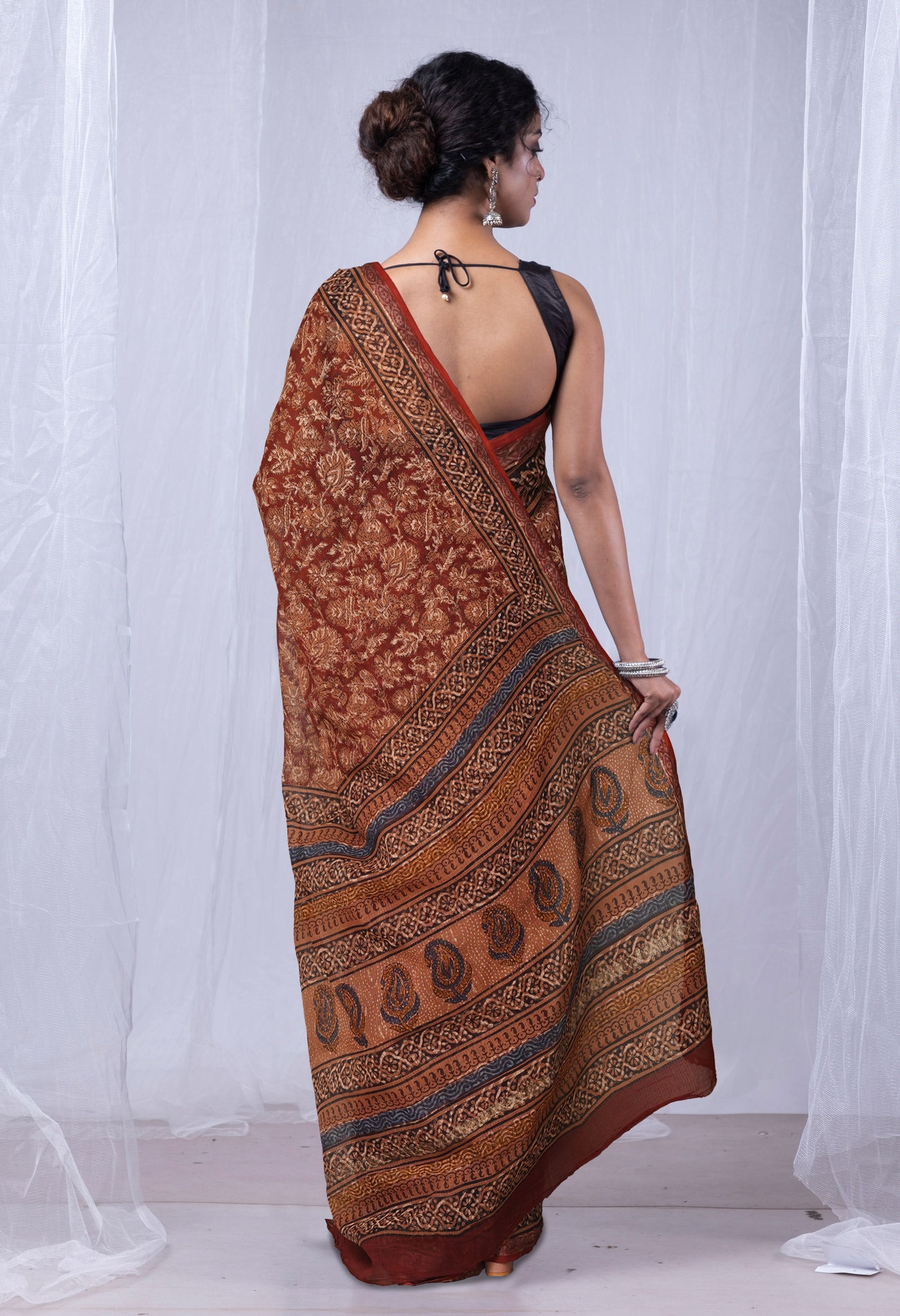 Red Pure Discharge Bagru Printed Kota Saree-UNM81185