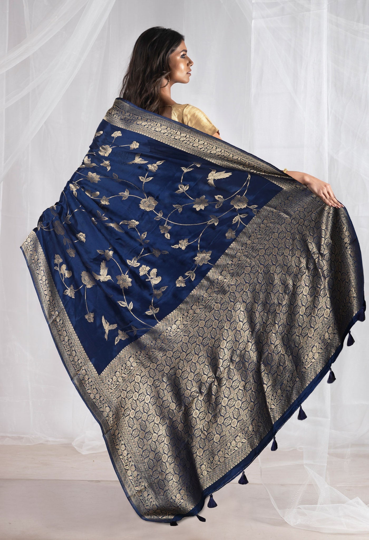 Blue Pure  Banarasi Soft Silk Saree-UNM81320