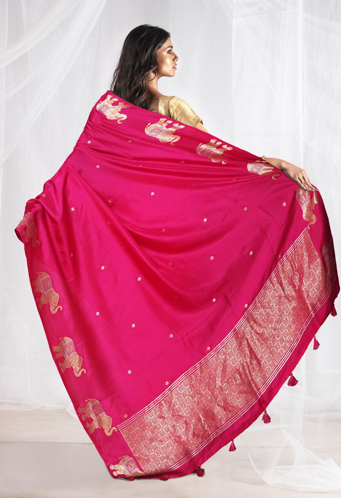 Pink Pure  Banarasi Soft Silk Saree-UNM81327