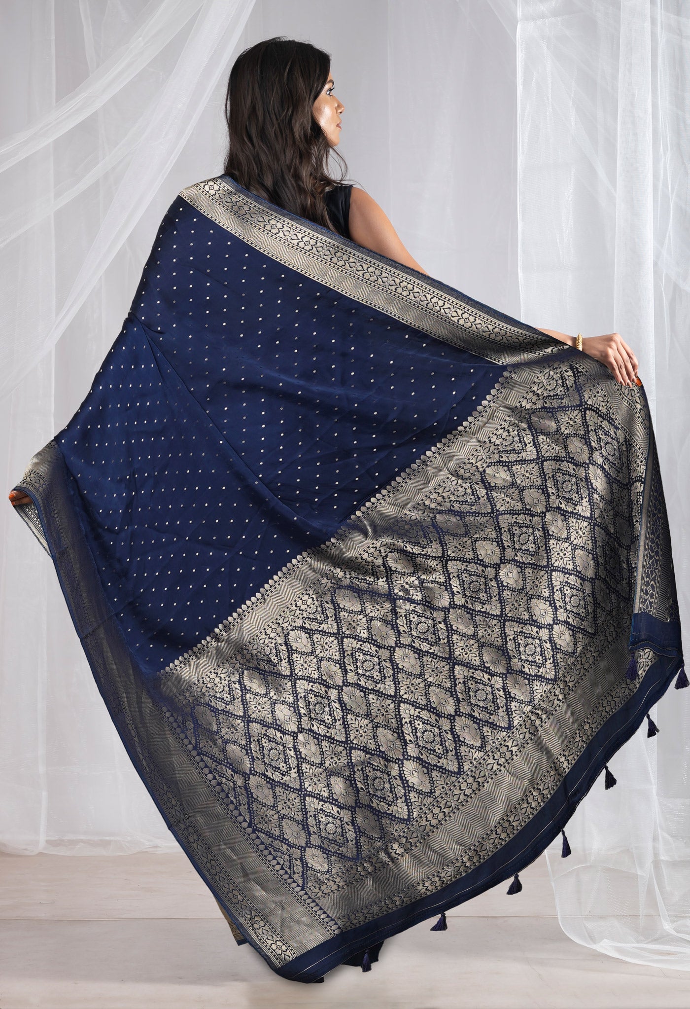 Grey  Chanderi Sico Saree-UNM81334