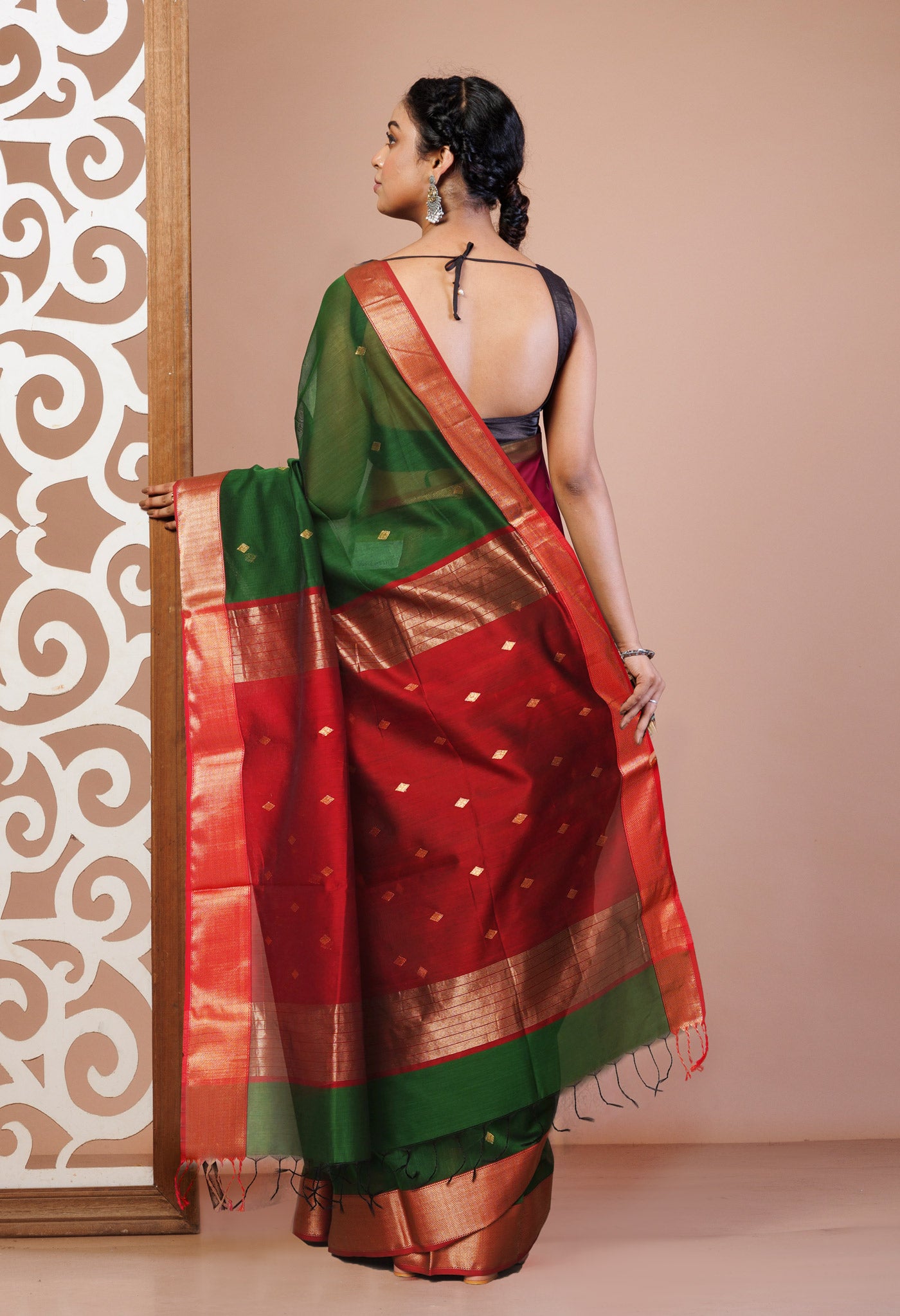 Green-Red Pure Handloom Maheshwari Sico Saree-UNM81357