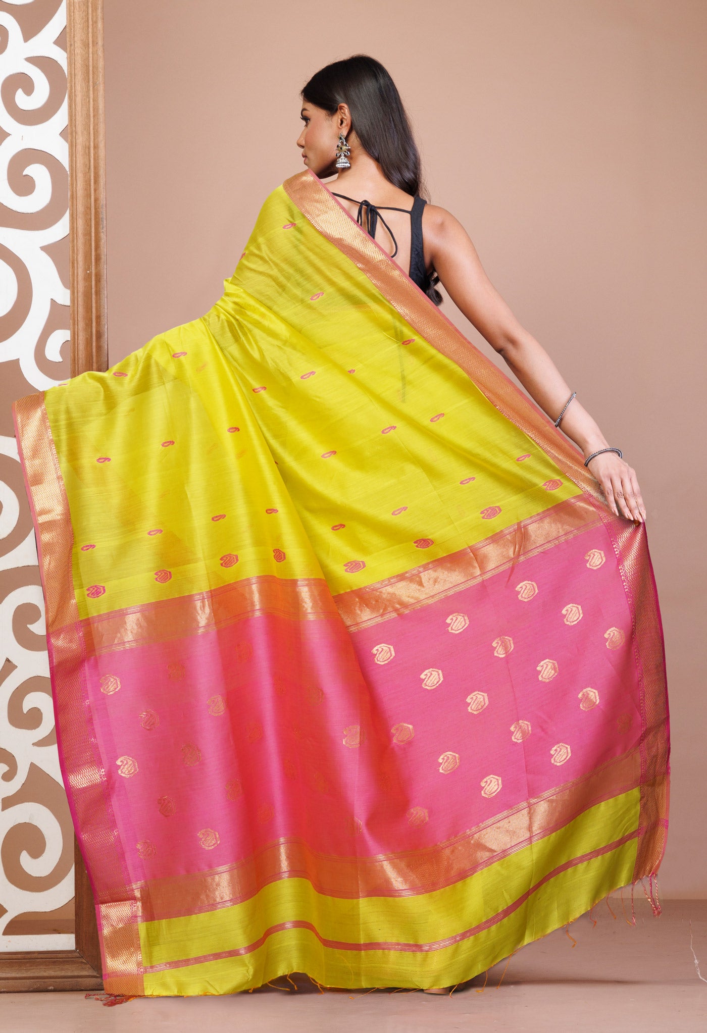 Green-Pink Pure Handloom Maheshwari Sico Saree-UNM81361