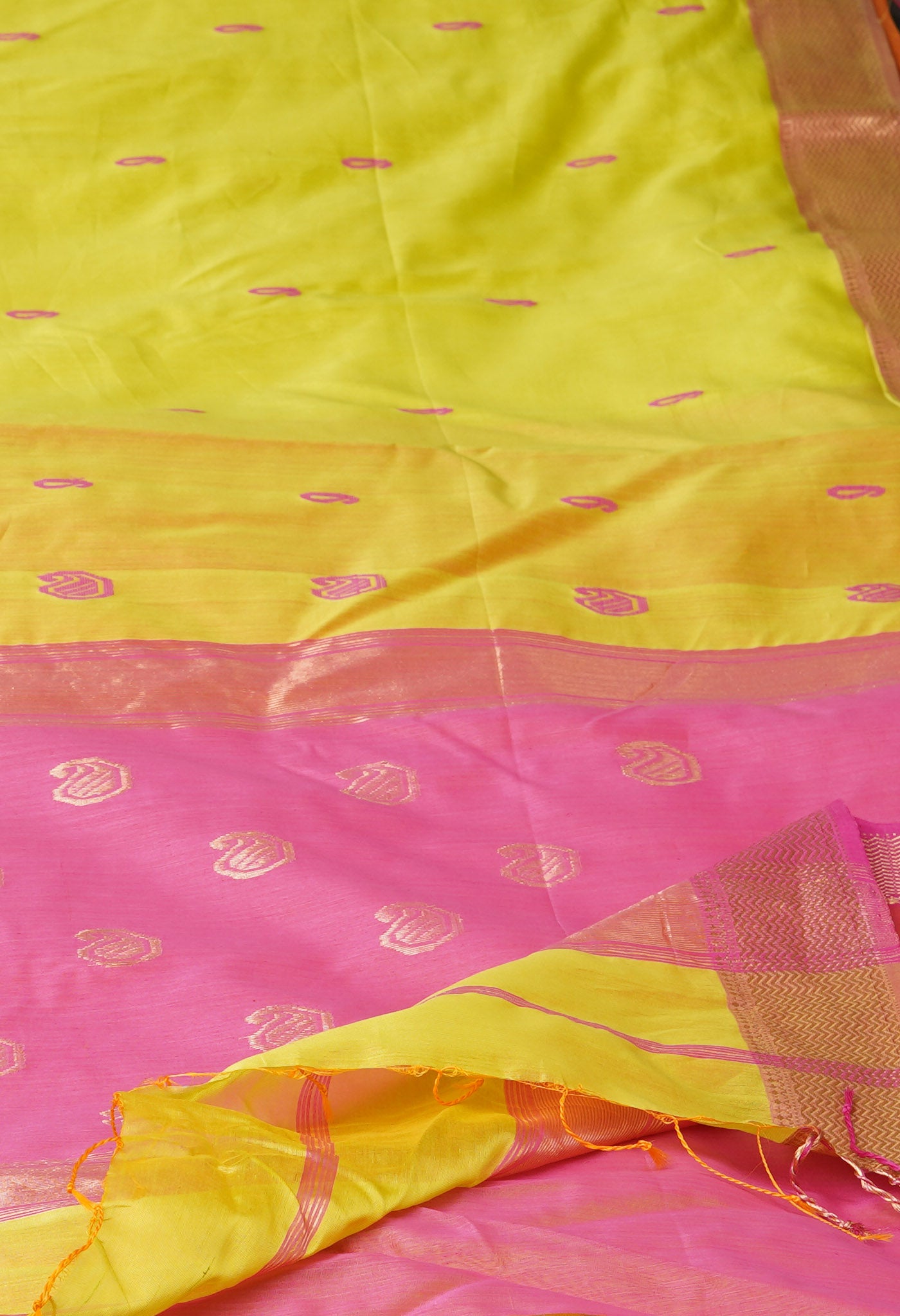 Green-Pink Pure Handloom Maheshwari Sico Saree-UNM81361