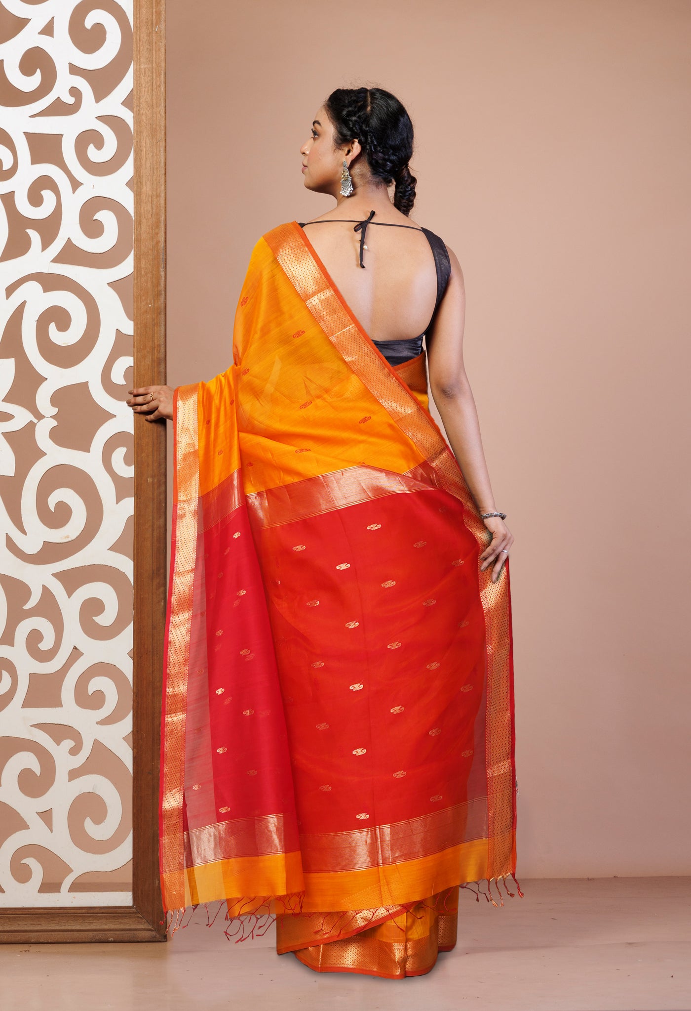 Yellow-Red Pure Handloom Maheshwari Sico Saree-UNM81369