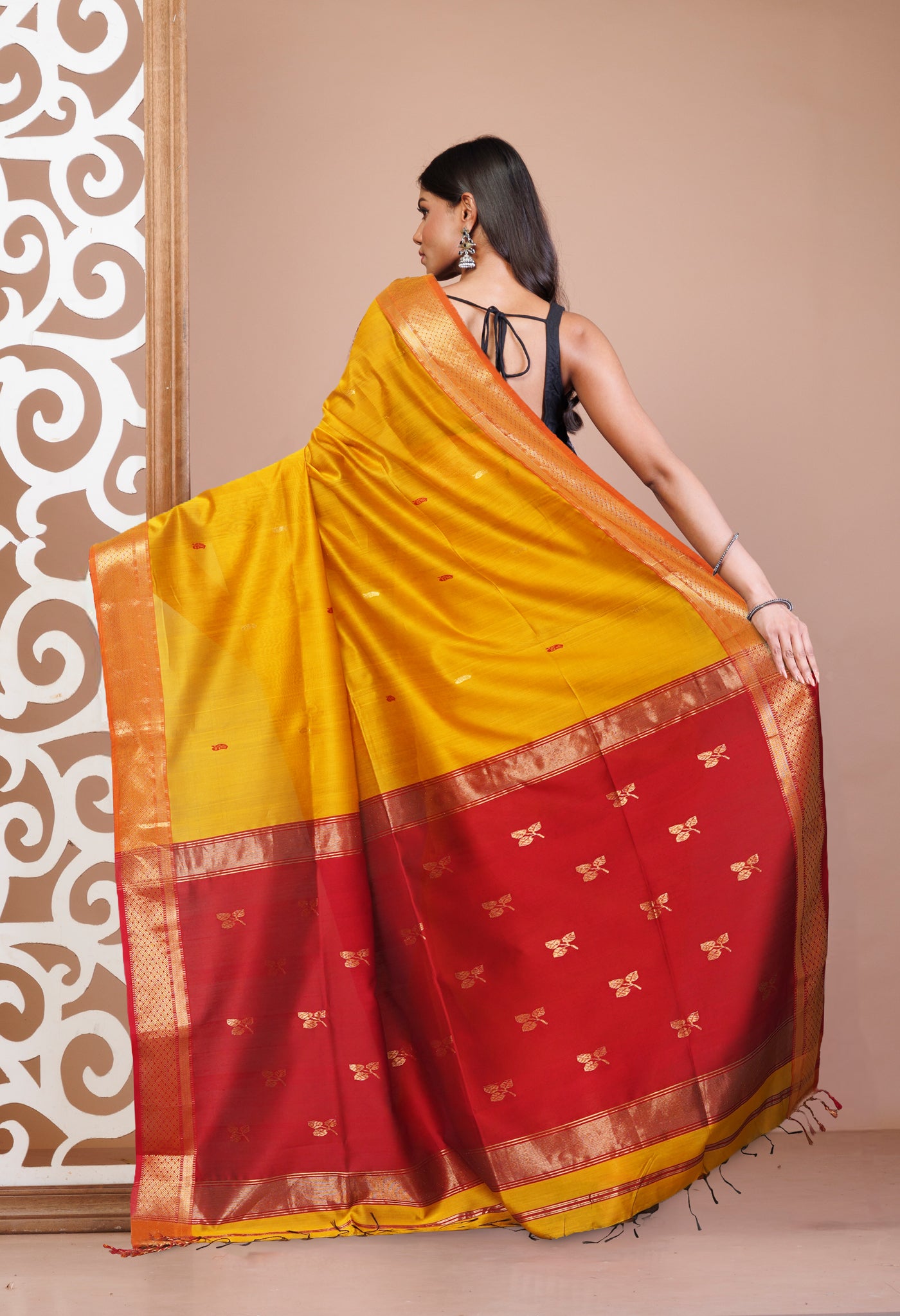 Red-Yellow Pure Handloom Maheshwari Sico Saree-UNM81370