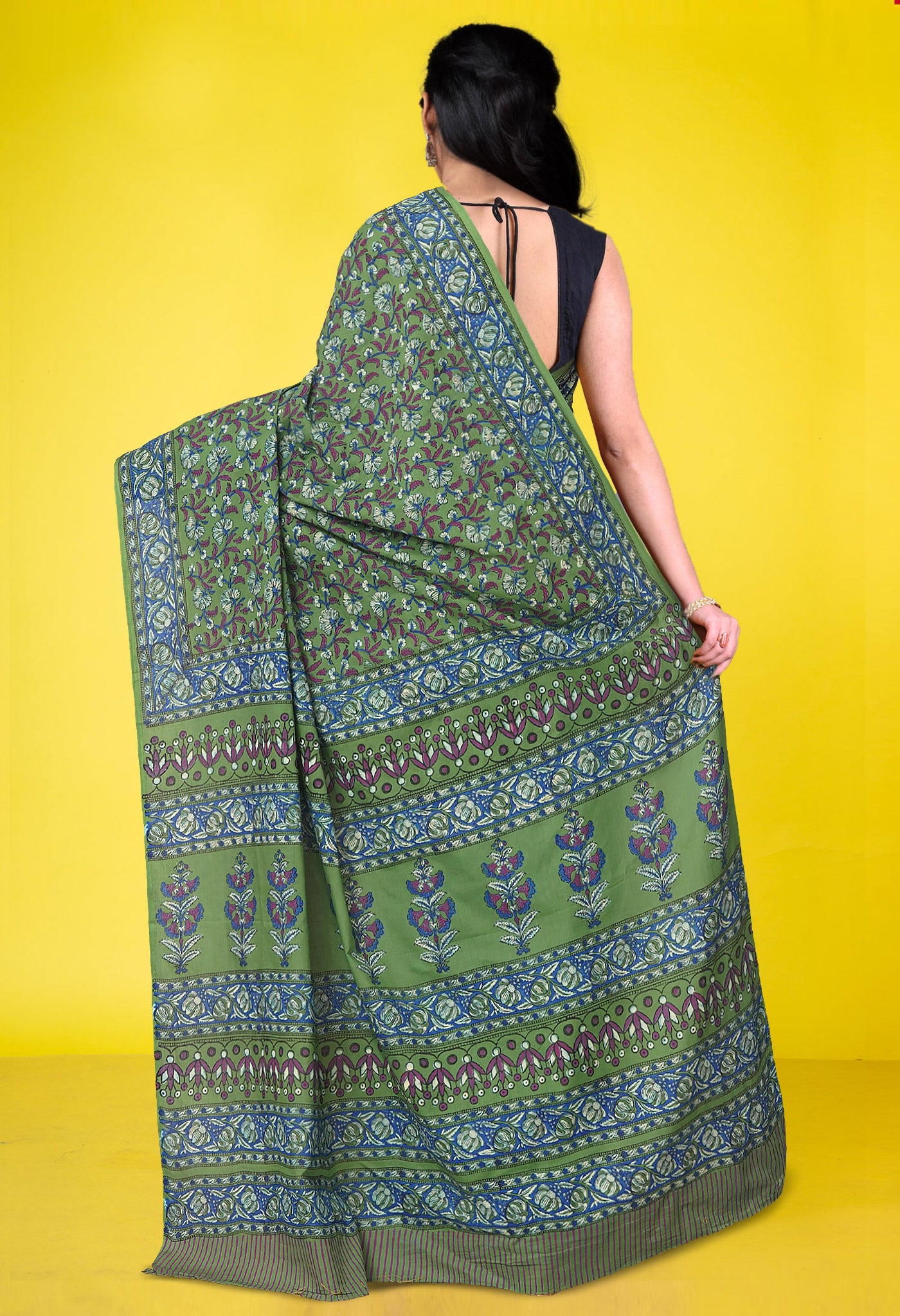 Green Pure Hand Block Printed Soft Cotton Saree-UNM81394