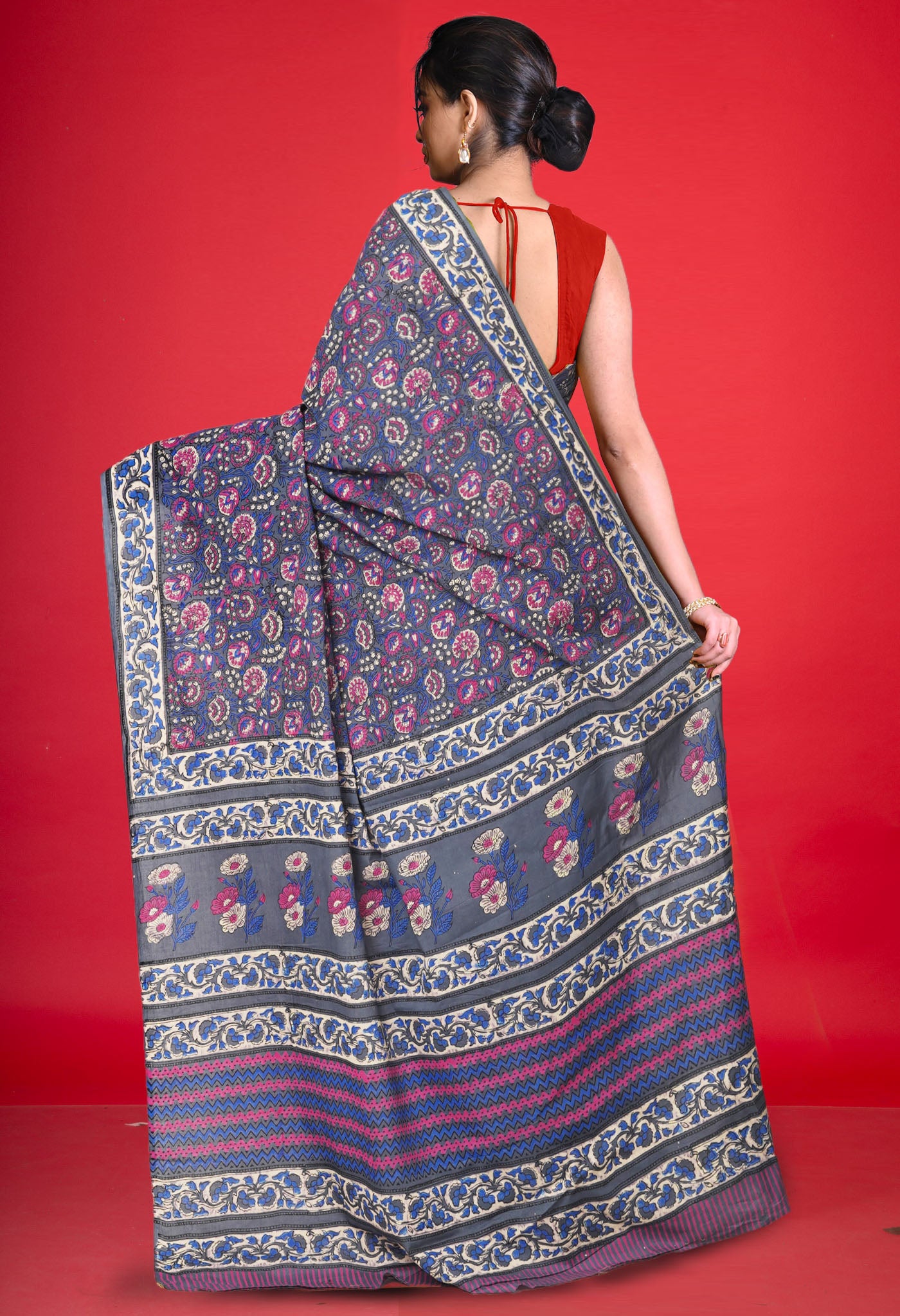 Grey Pure Hand Block Printed Soft Cotton Saree-UNM81407