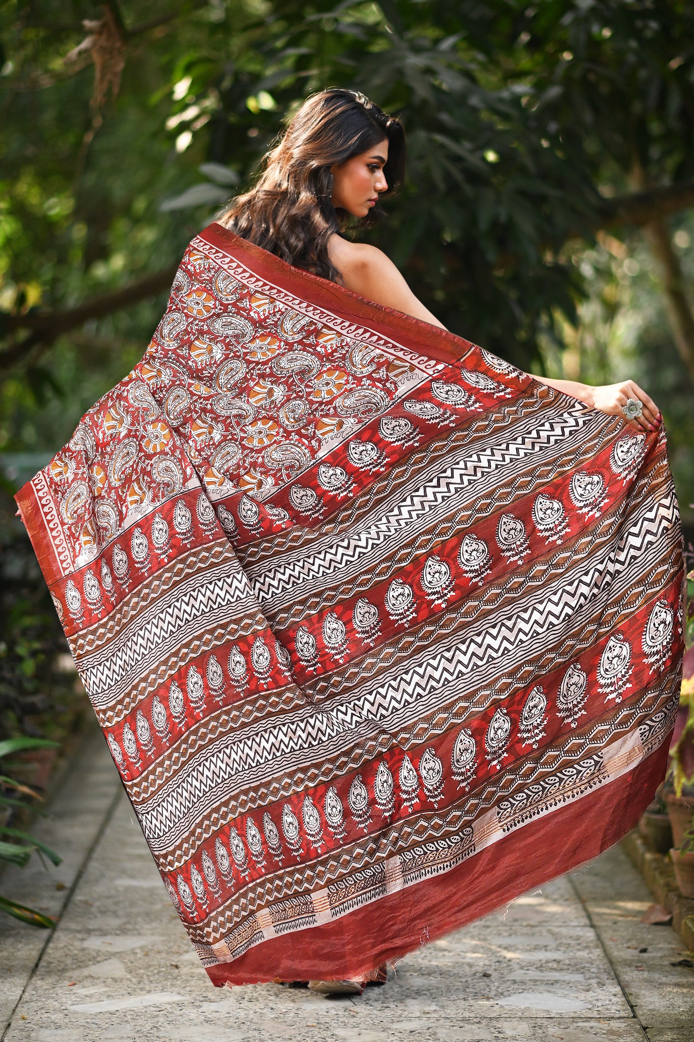 Red-Grey Pure  Hand Block Printed Pashmina Sico Saree-UNM81616