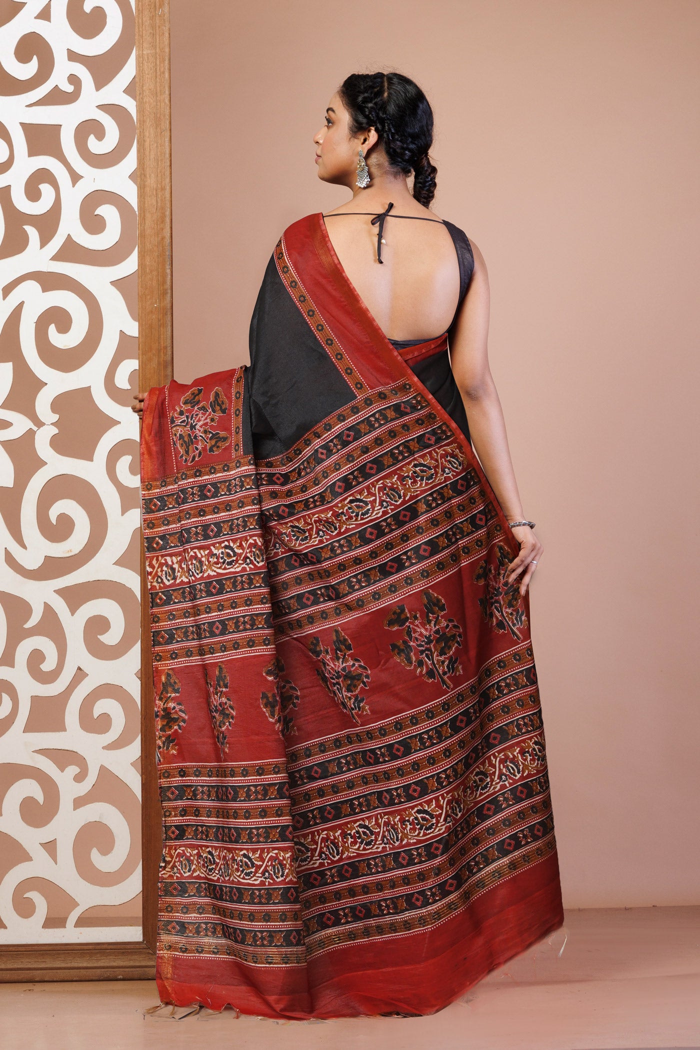 Black Pure  Hand Block Printed Pashmina Sico Saree-UNM81626