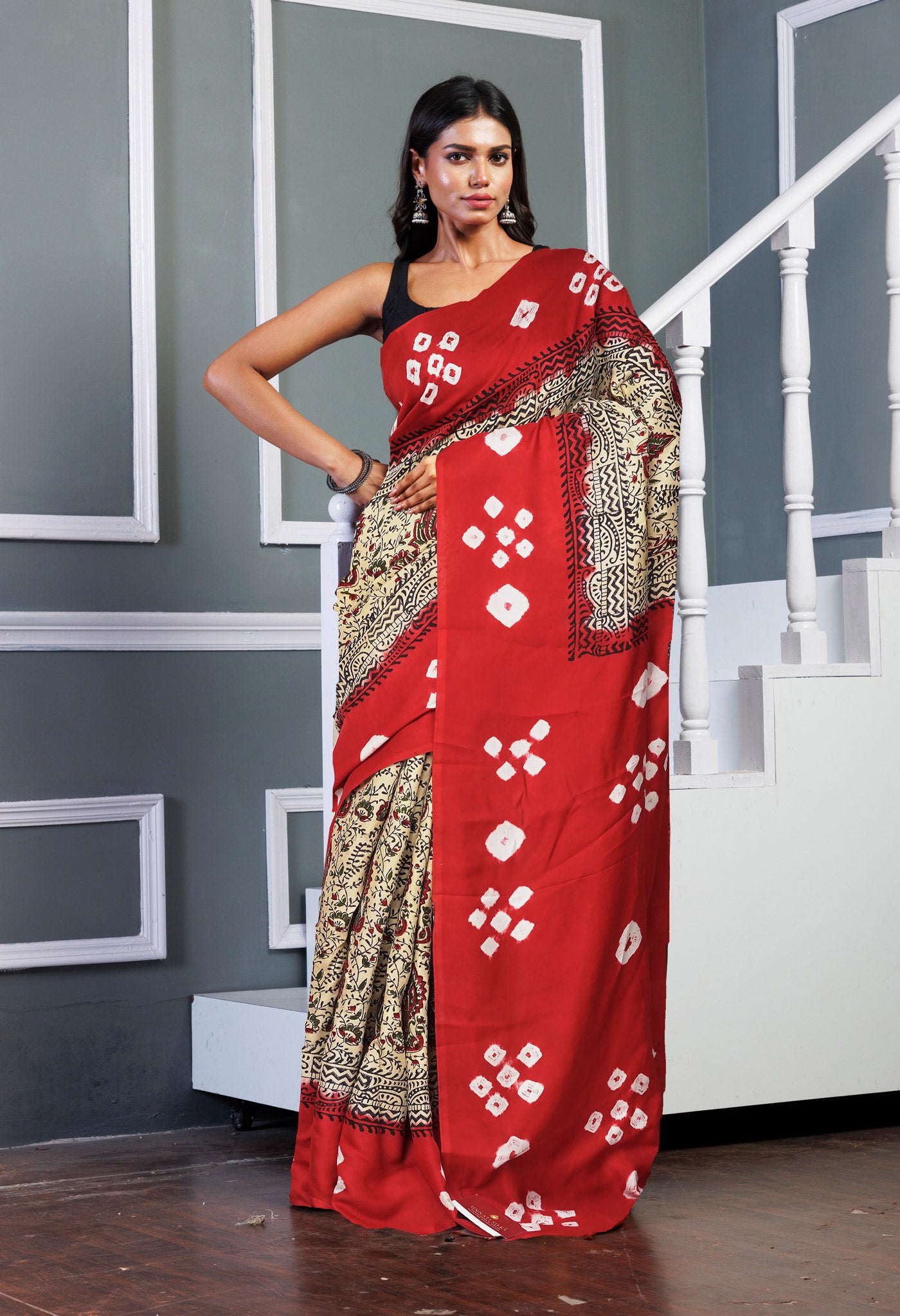 Ivory-Red Pure Dyed Block Printed Soft Silk Saree-UNM81707