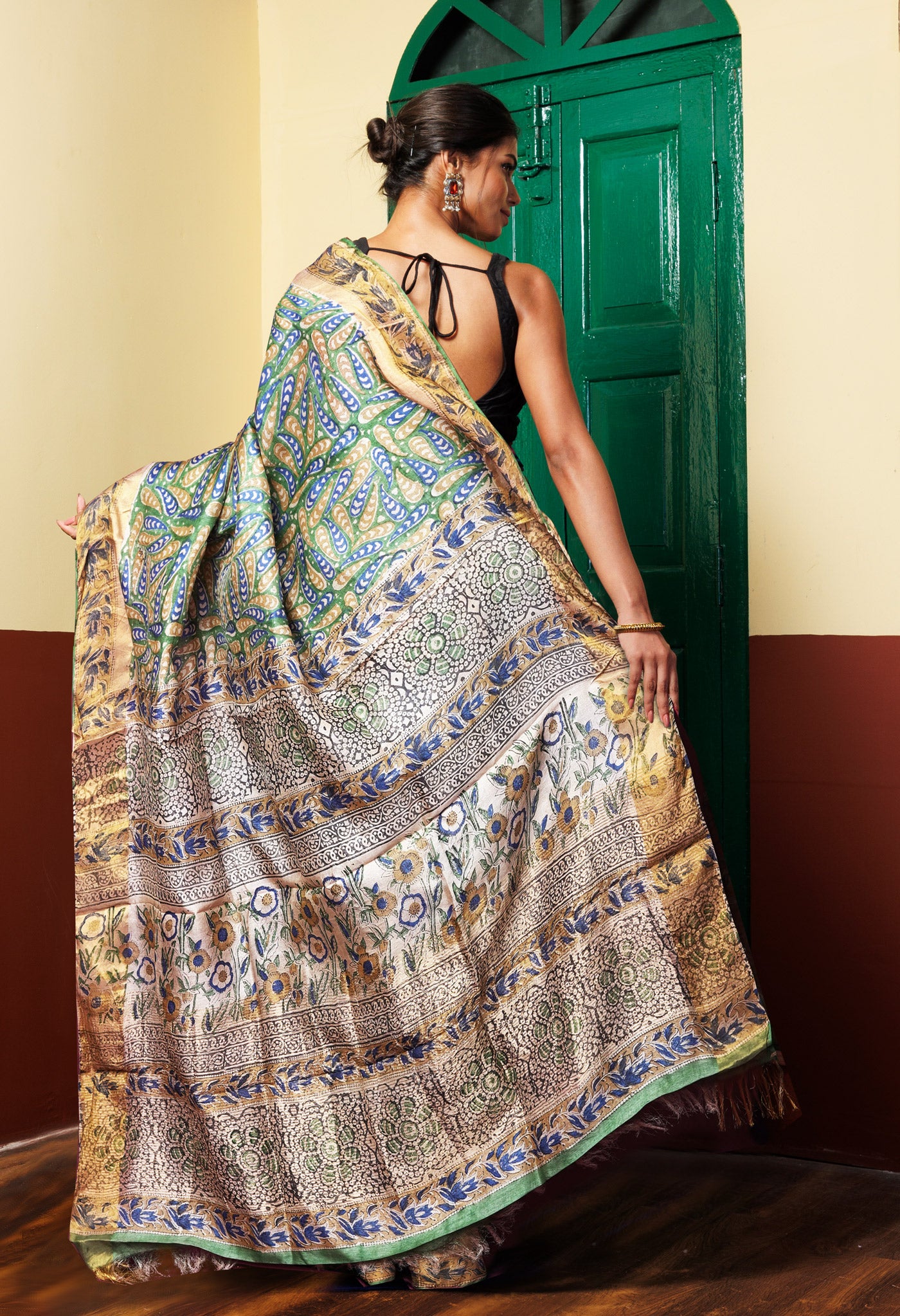 Green Pure Handloom Block Printed Tussar Silk Saree-UNM81745