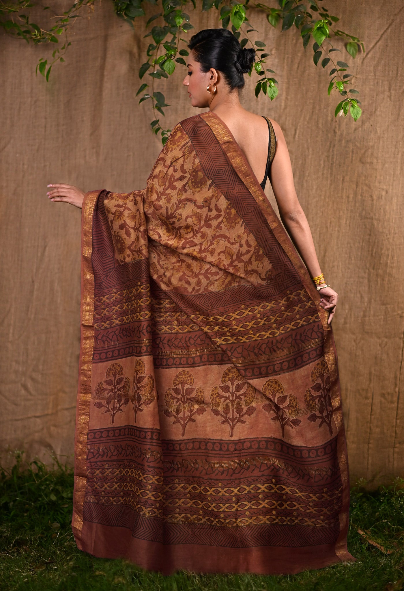 Brown Pure Vanaspathi Block Printed Maheshwari Sico Saree-UNM81776