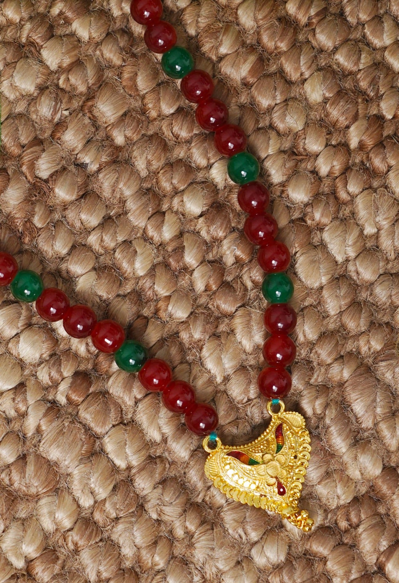 Online Shopping for Red and Green Amravati Round Beads Necklace with Pendent with jewellery from Andhra pradesh at Unnatisilks.com India
