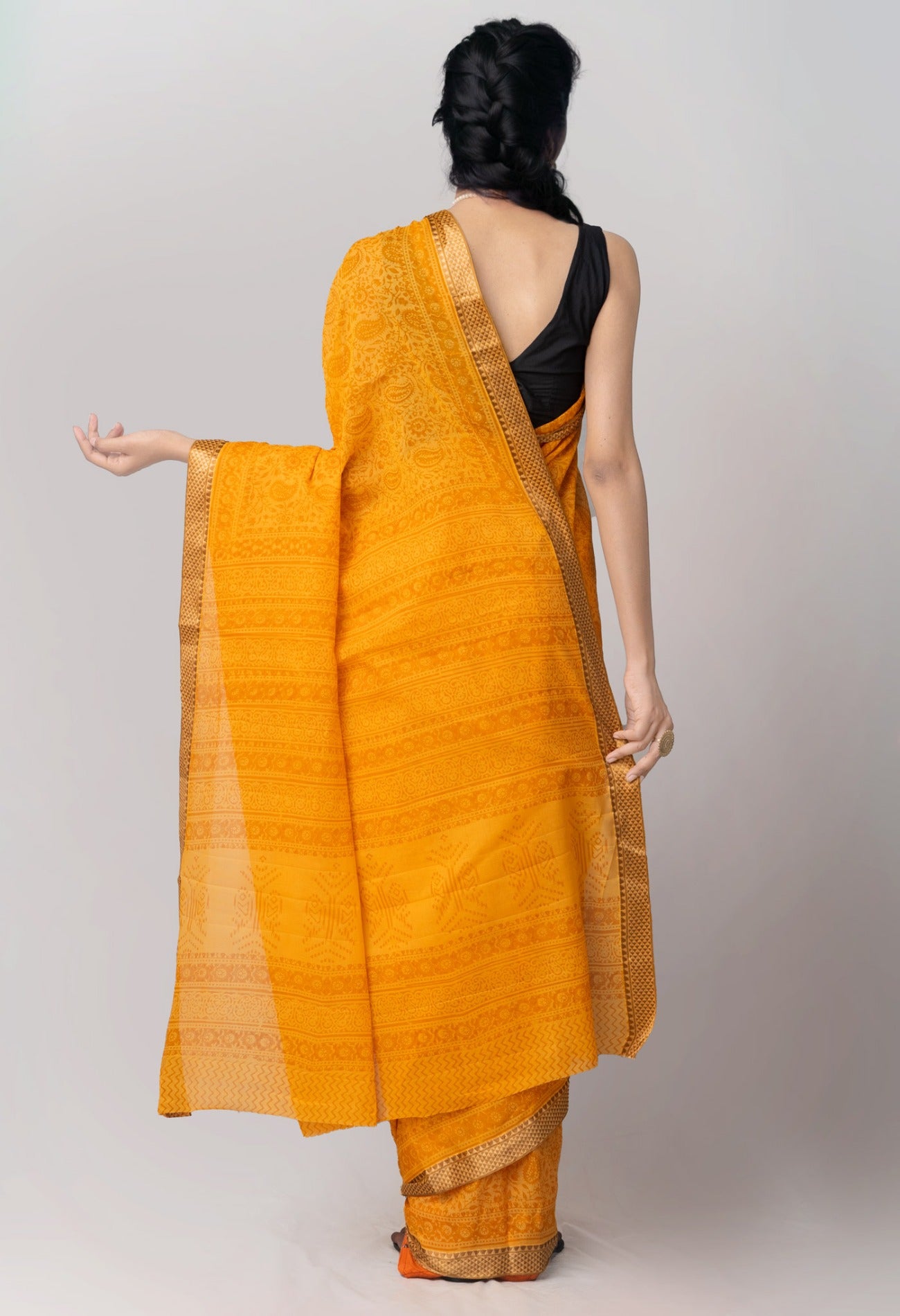 Online Shopping for Yellow Pure Bagh venkatagiri Superfine Cotton Saree with Bagh from Andhra Pradesh at Unnatisilks.com India
