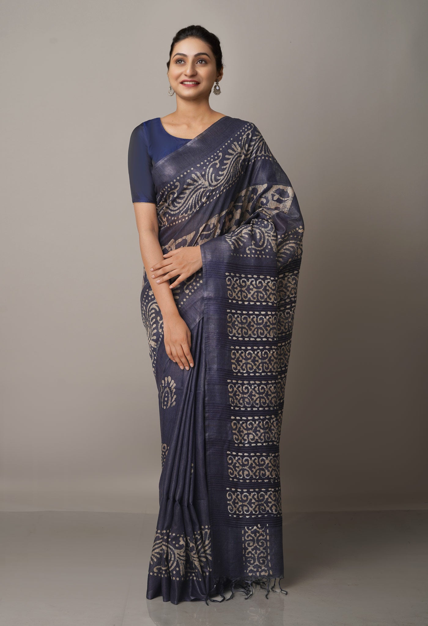 Online Shopping for Navy Blue Pure Batik Bhagalpuri Sico Saree-UNM67552 with Batik from Bihar at Unnatisilks.com India