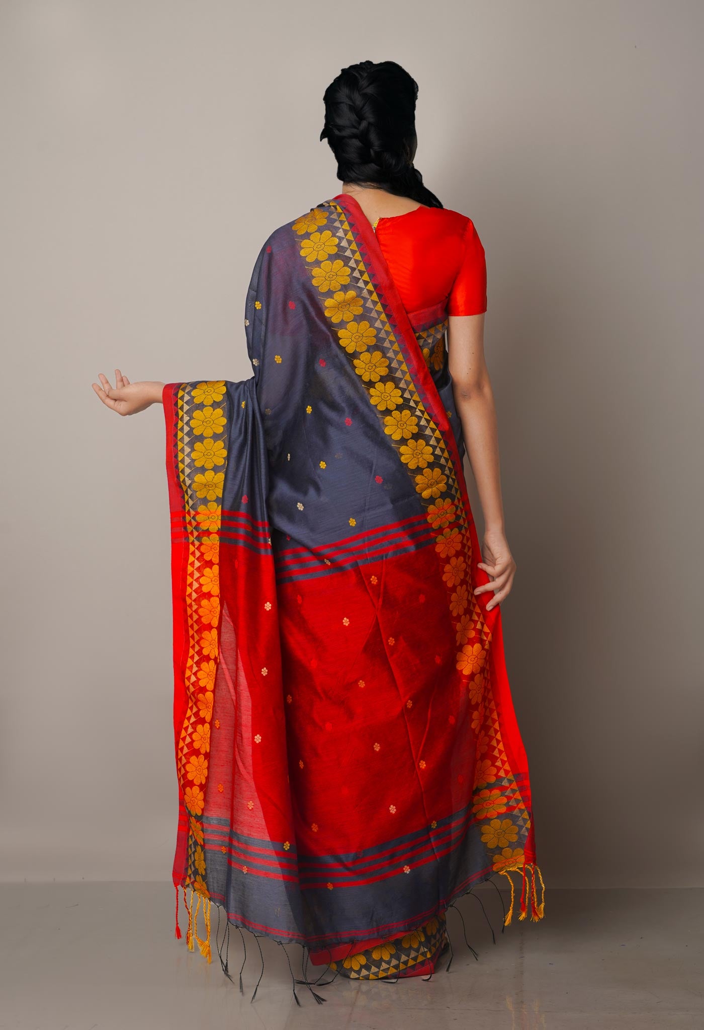 Dark Grey Handloom Jamdhani Bengal Sico Saree-UNM68157