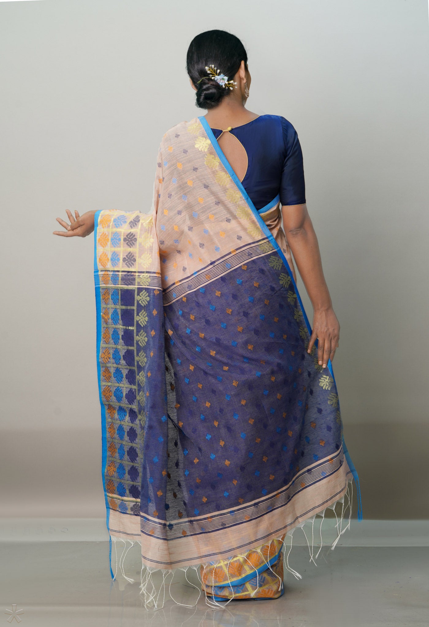 Warming Peach Handloom Jamdhani Bengal Sico Saree-UNM68258