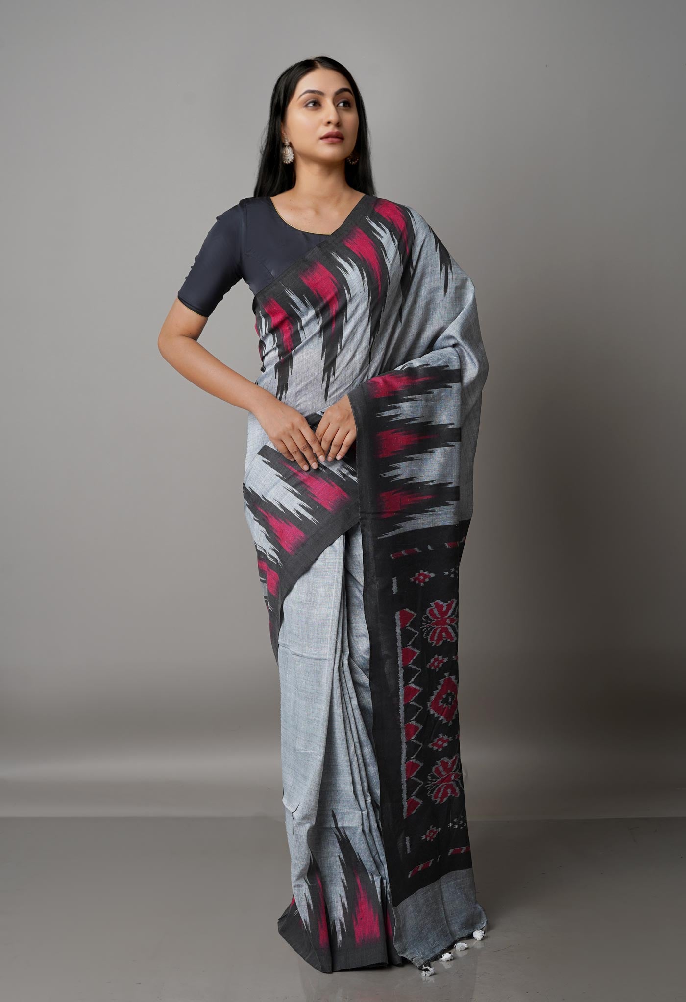 Light Grey Handloom Jamdhani Bengal Sico Saree-UNM68337