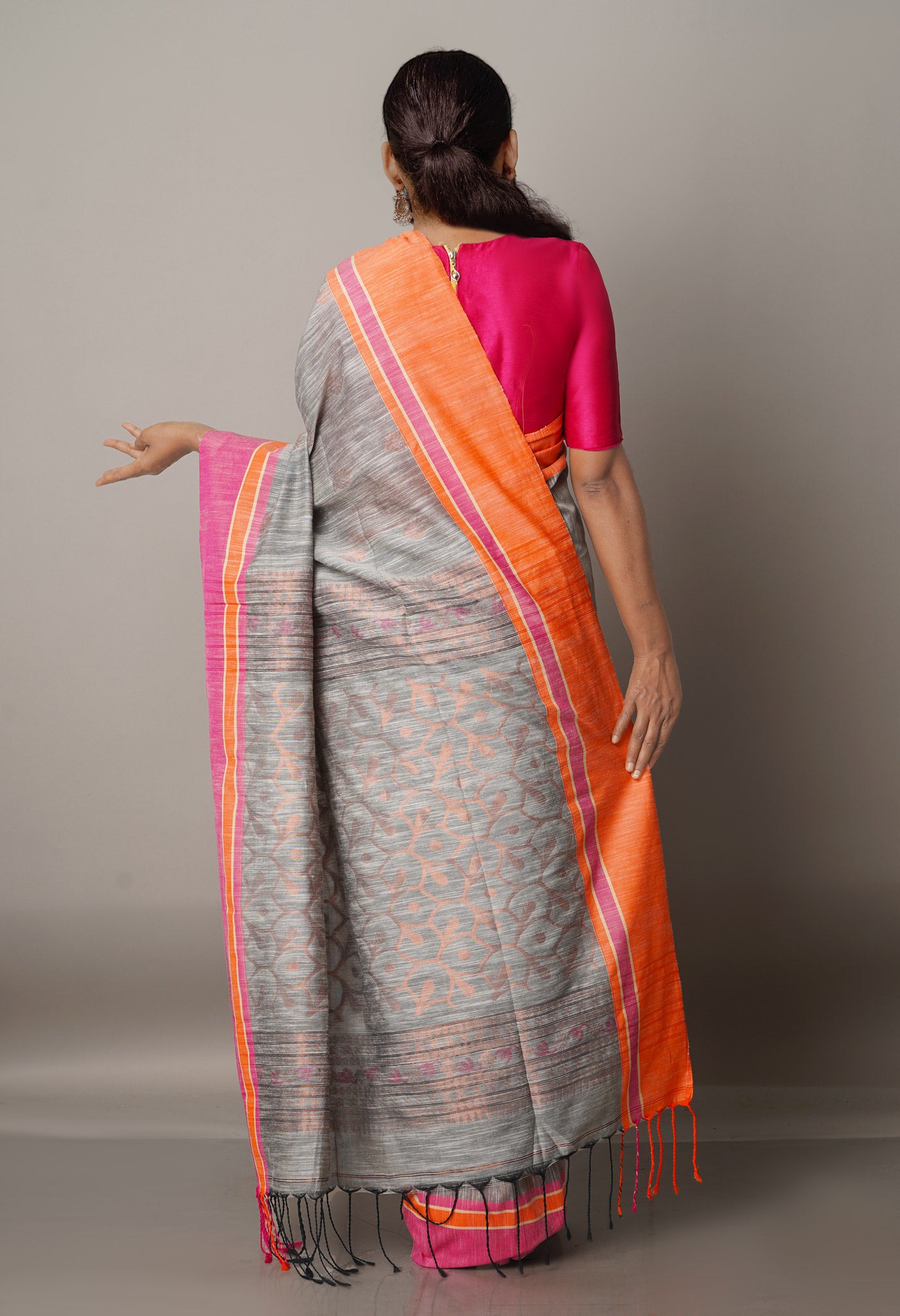 Light Grey Handloom Jamdhani Bengal Sico Saree-UNM68365