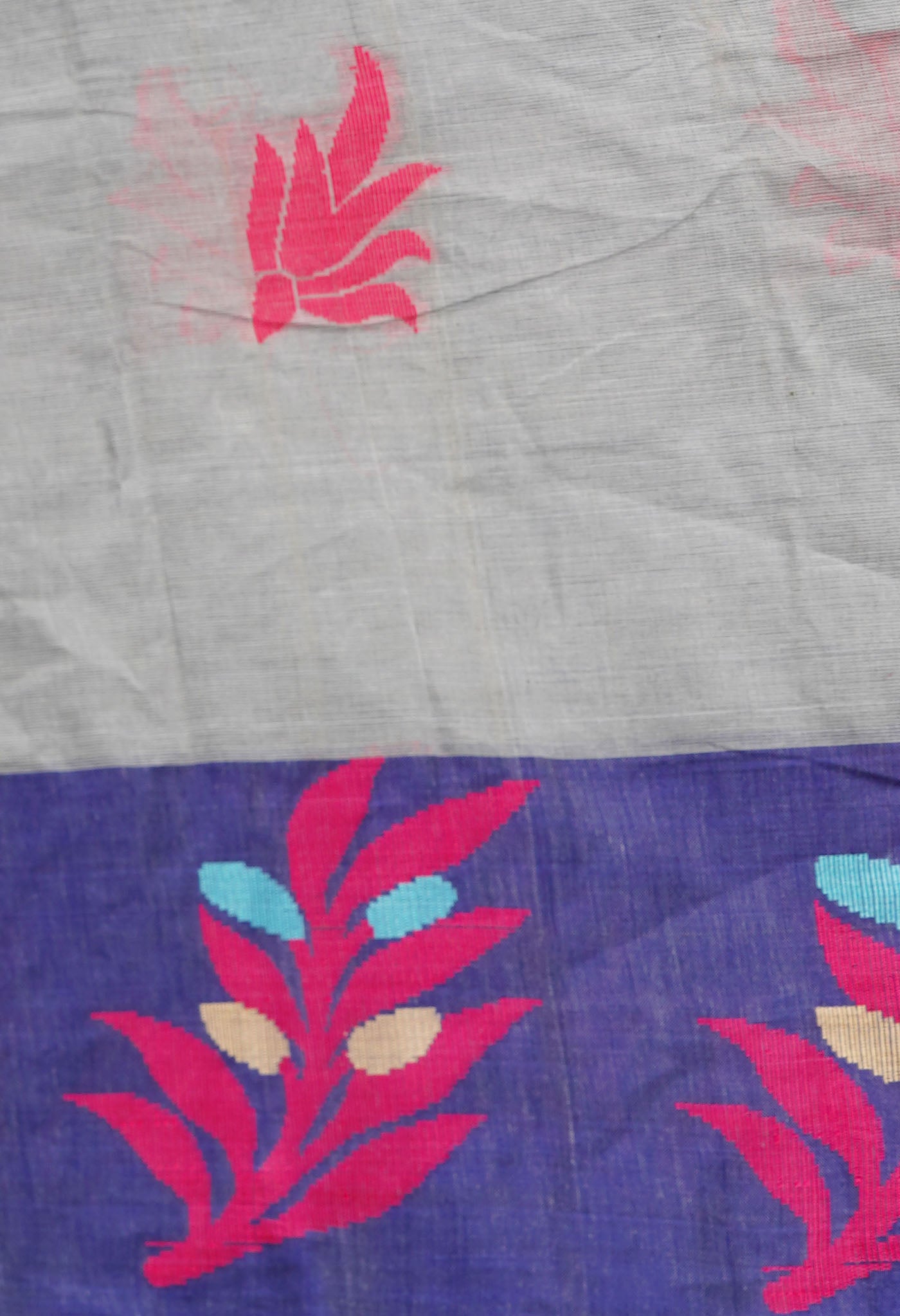 Pale Grey Pure Handloom Dhaka Jamdhani Bengal Cotton Saree-UNM68742