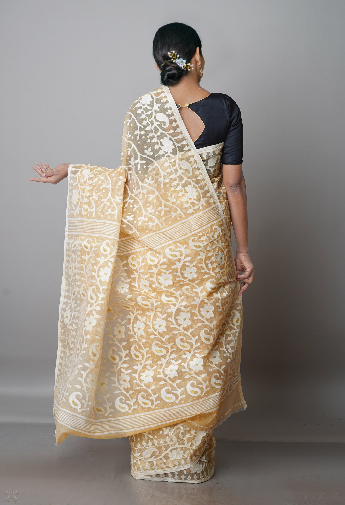 Light Brown Pure Handloom Jamdhani Bengal Mercerized Cotton Saree-UNM69400