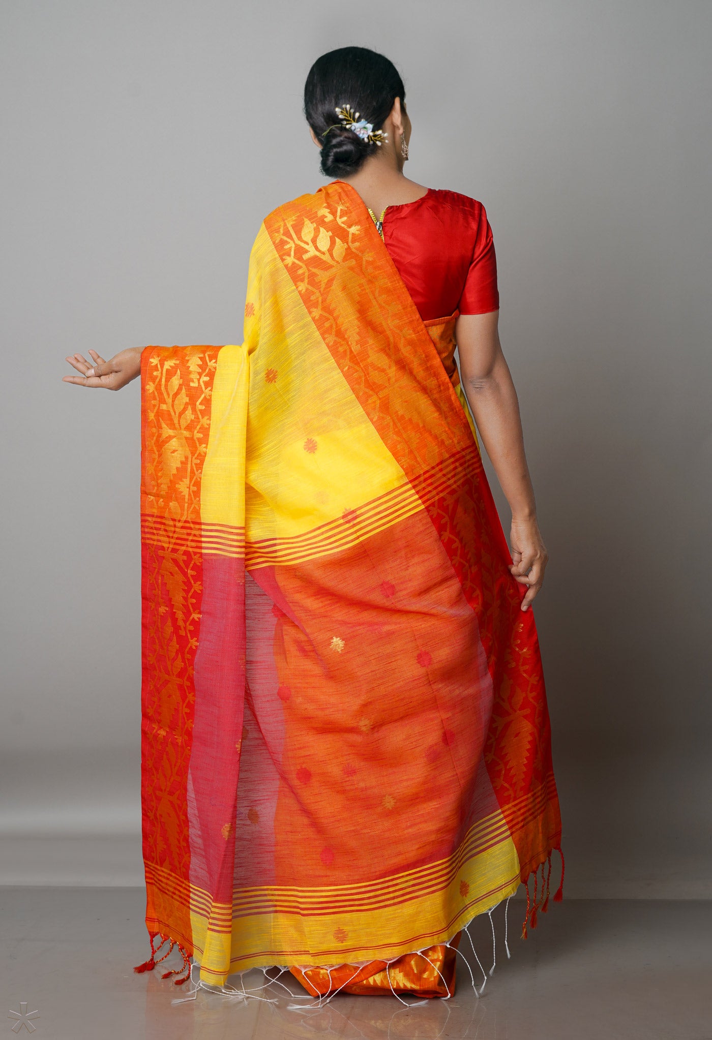 Light Orange Pure Handloom Jamdhani Bengal Sico Saree-UNM69413