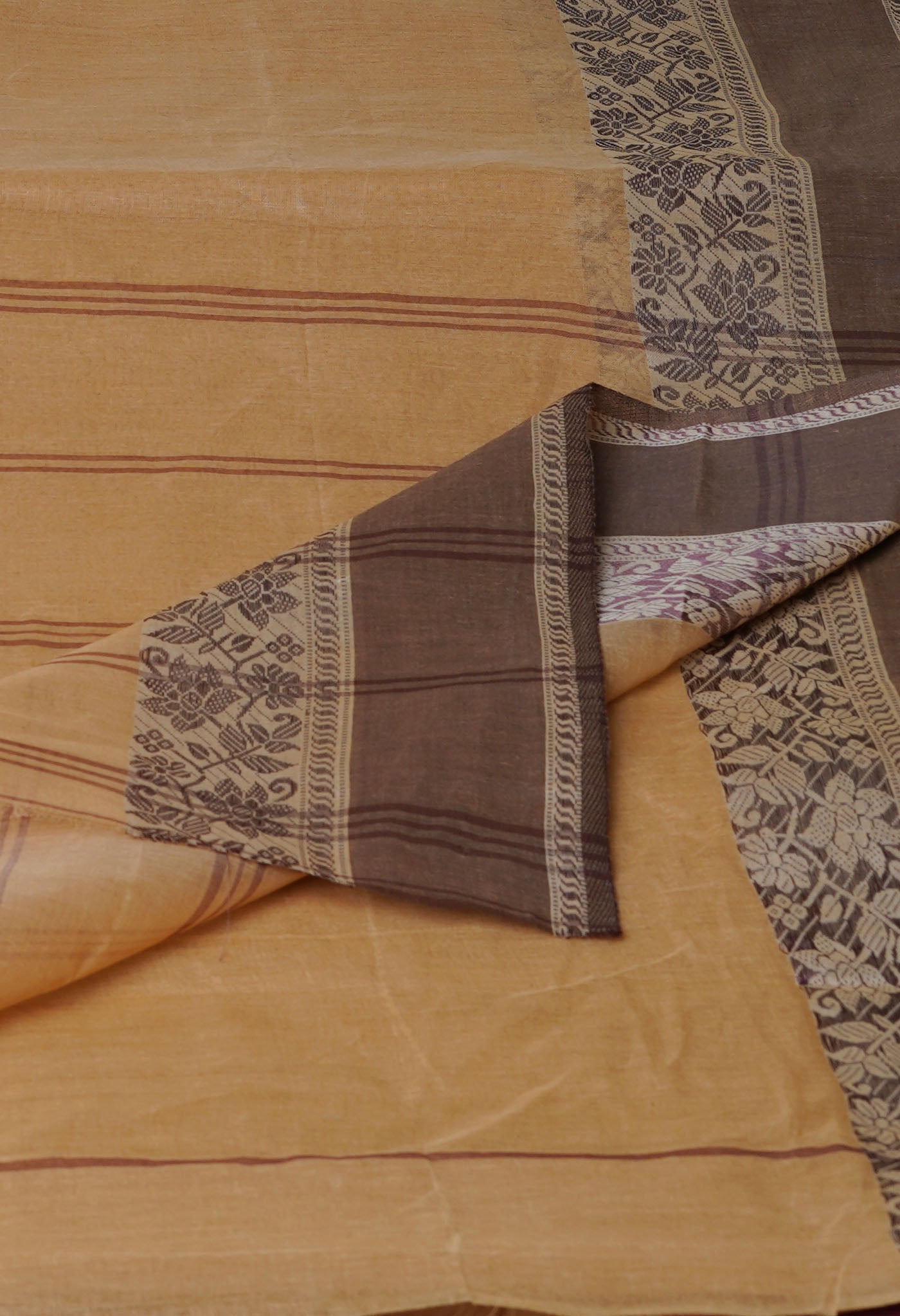 Pale Orange Pure Handloom Superfine Bengal Cotton Saree