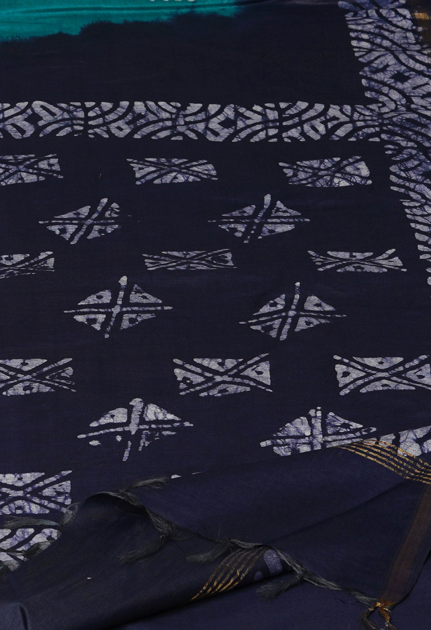 Sea GreenNavy Blue Pure  Batik Chanderi Silk Saree-UNM70049