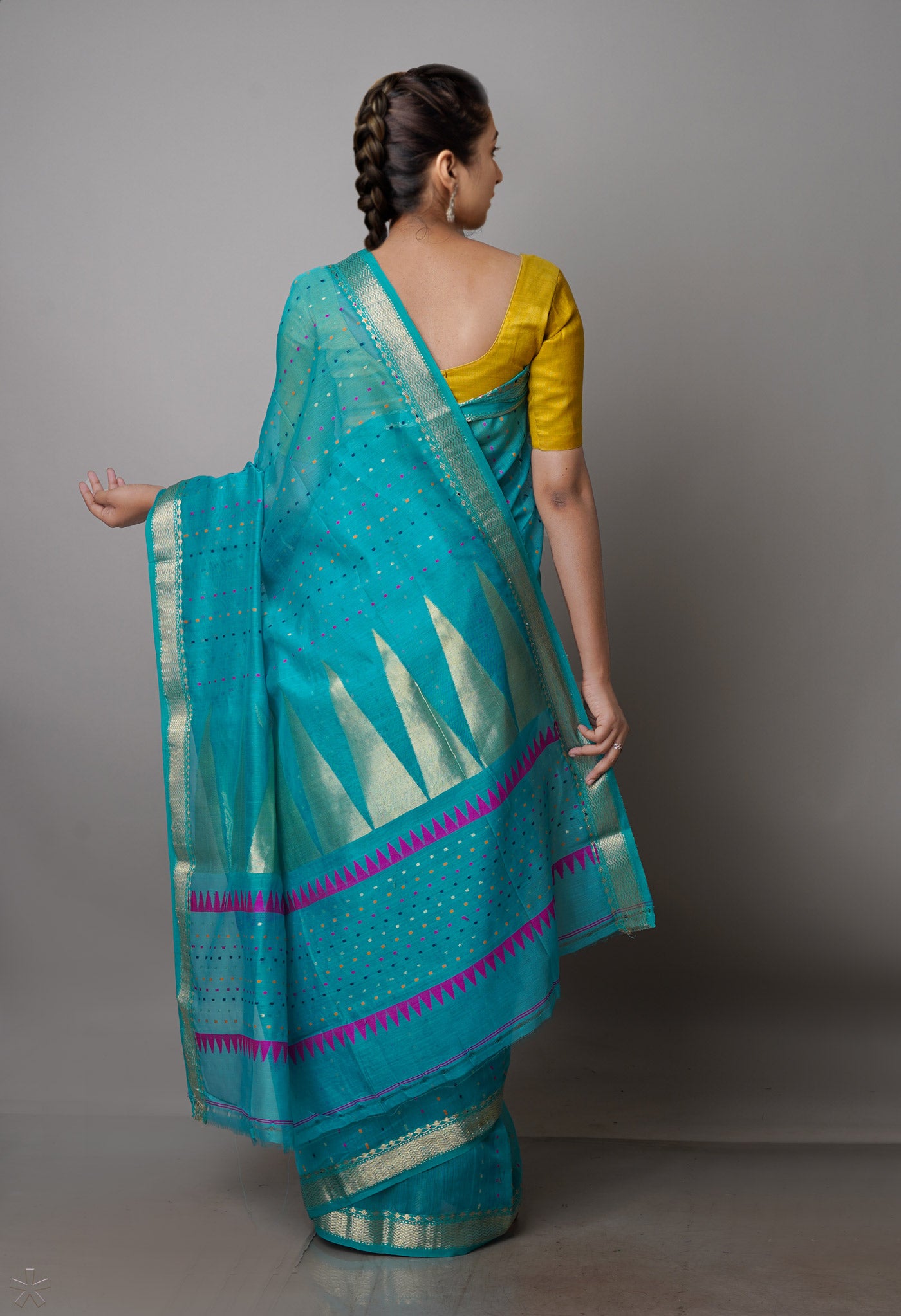 Green Pure Handloom Dhakai Jamdhani Cotton Silk Saree