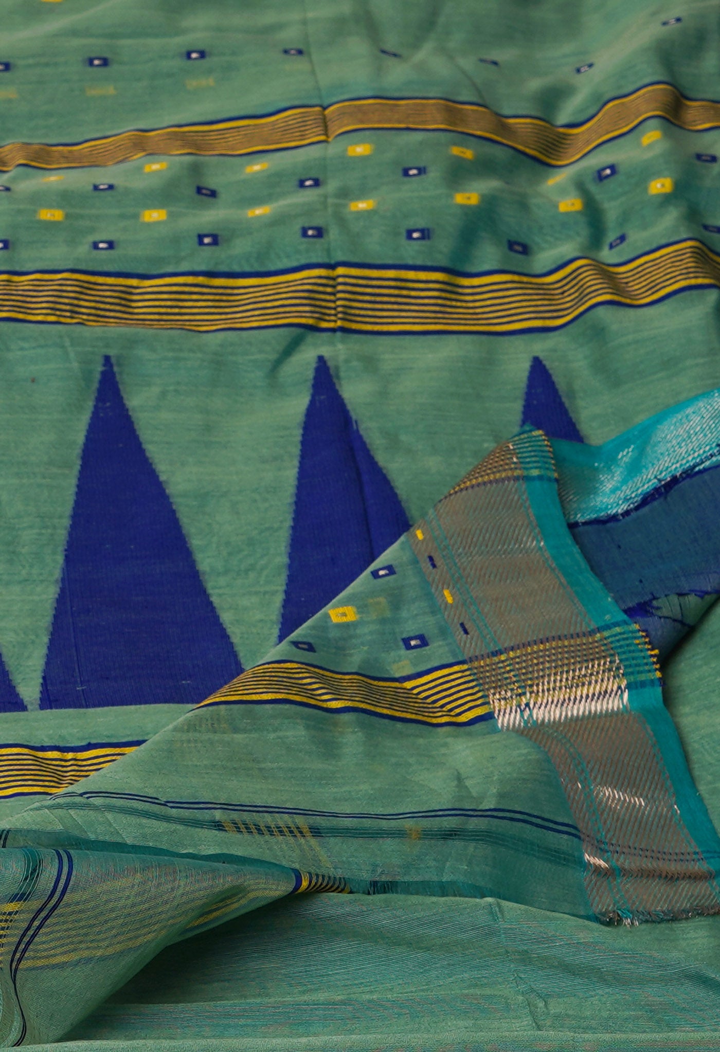 Light Green Pure Handloom Dhakai Jamdhani Cotton Silk Saree-UNM70240