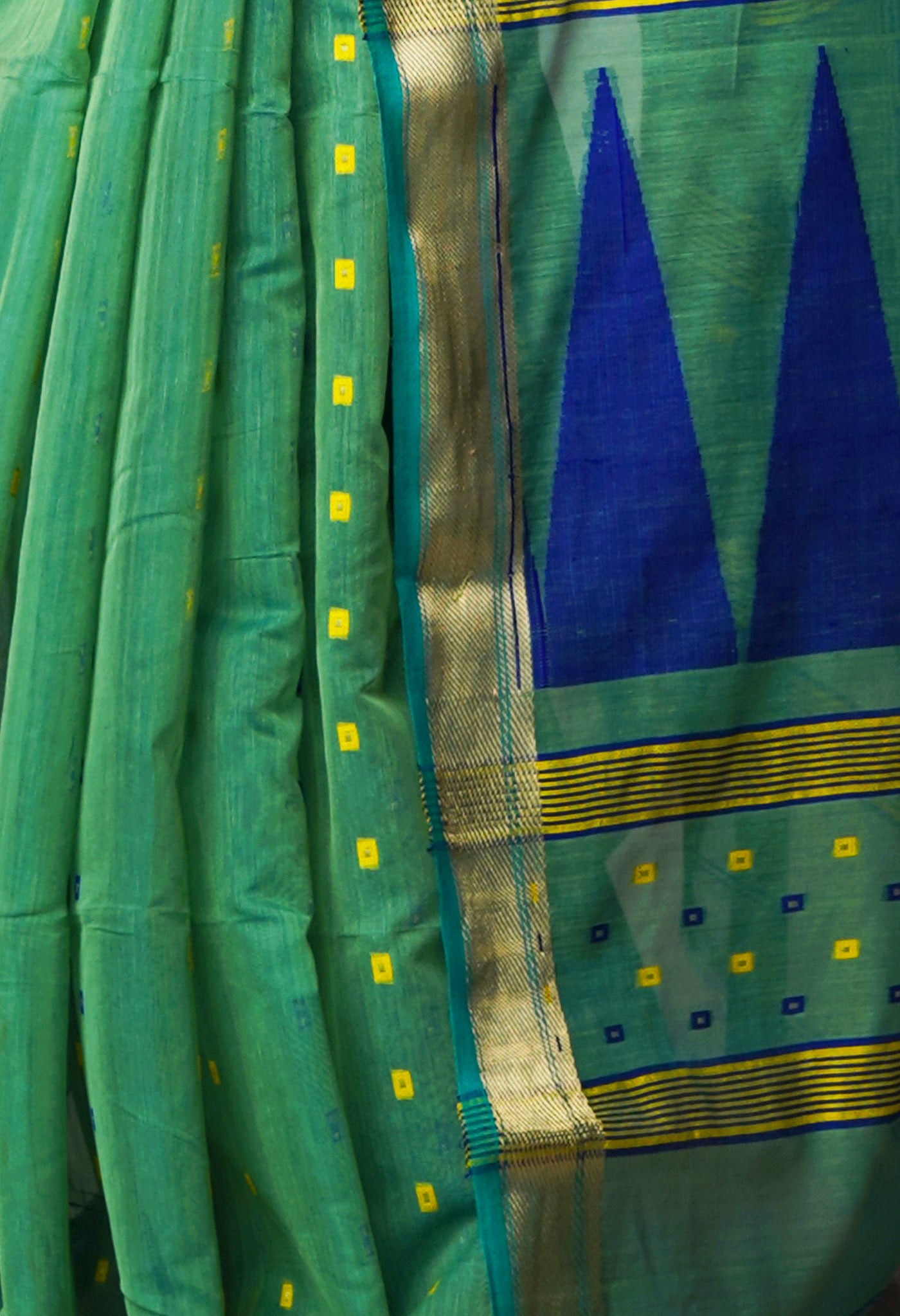 Light Green Pure Handloom Dhakai Jamdhani Cotton Silk Saree-UNM70240