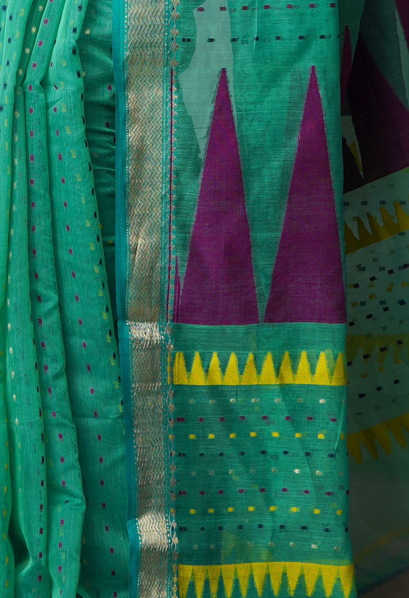 Green Pure Handloom Dhakai Jamdhani Cotton Silk Saree